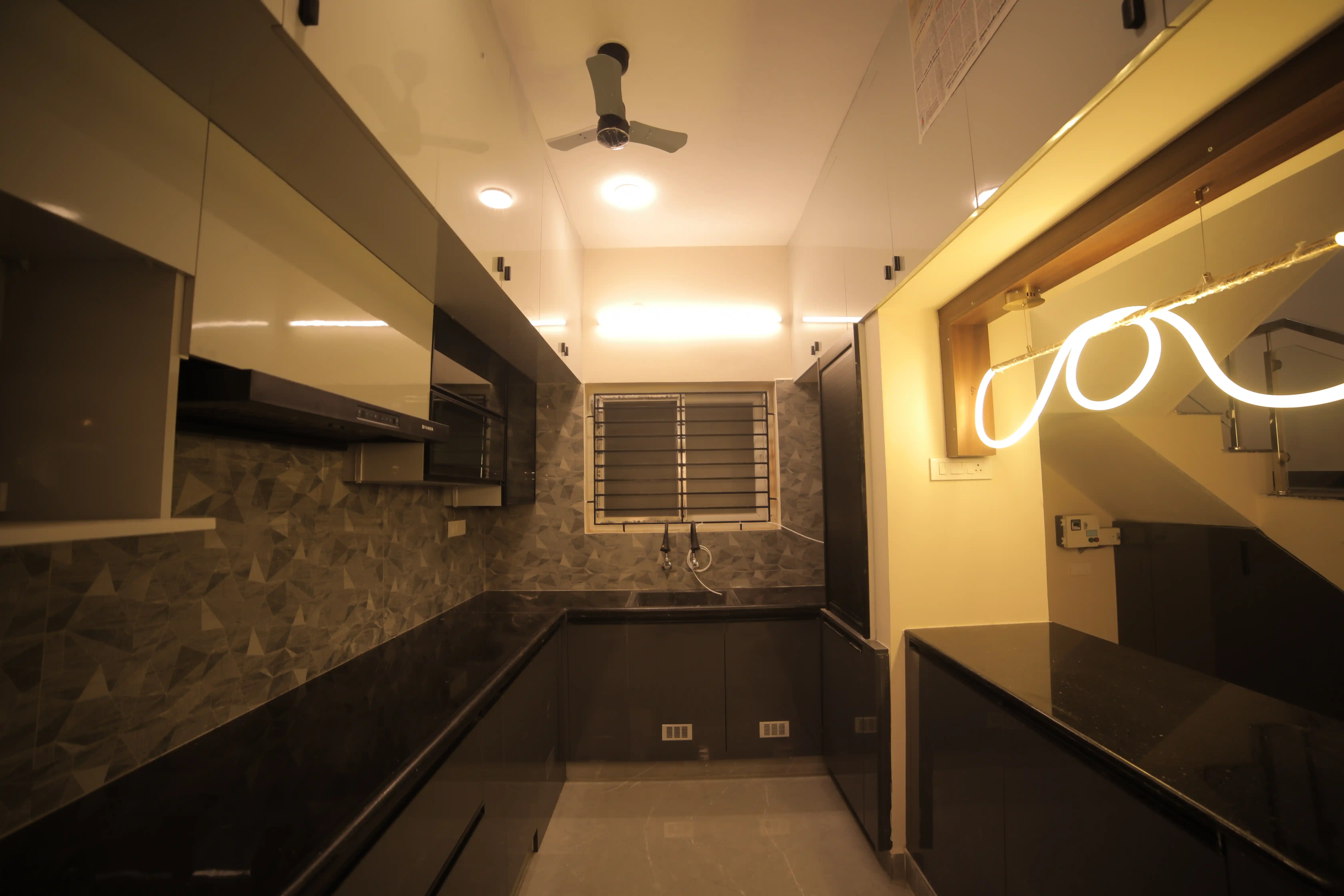 Kitchen counter and cabinet design