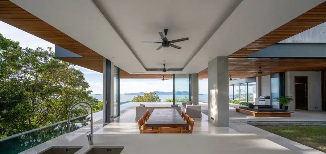 Modern villa outdoor living design